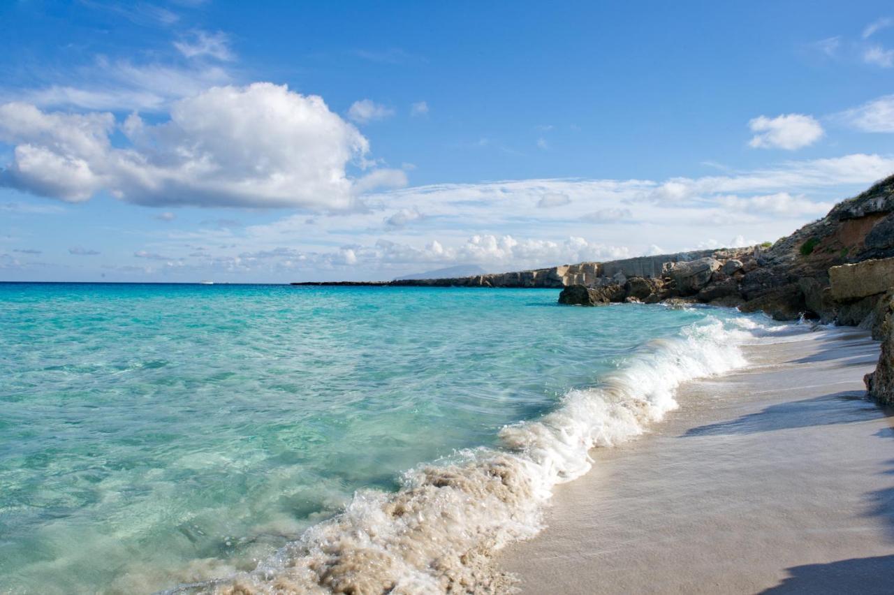 La Casa Dell'arancio Bed & Breakfast Favignana
